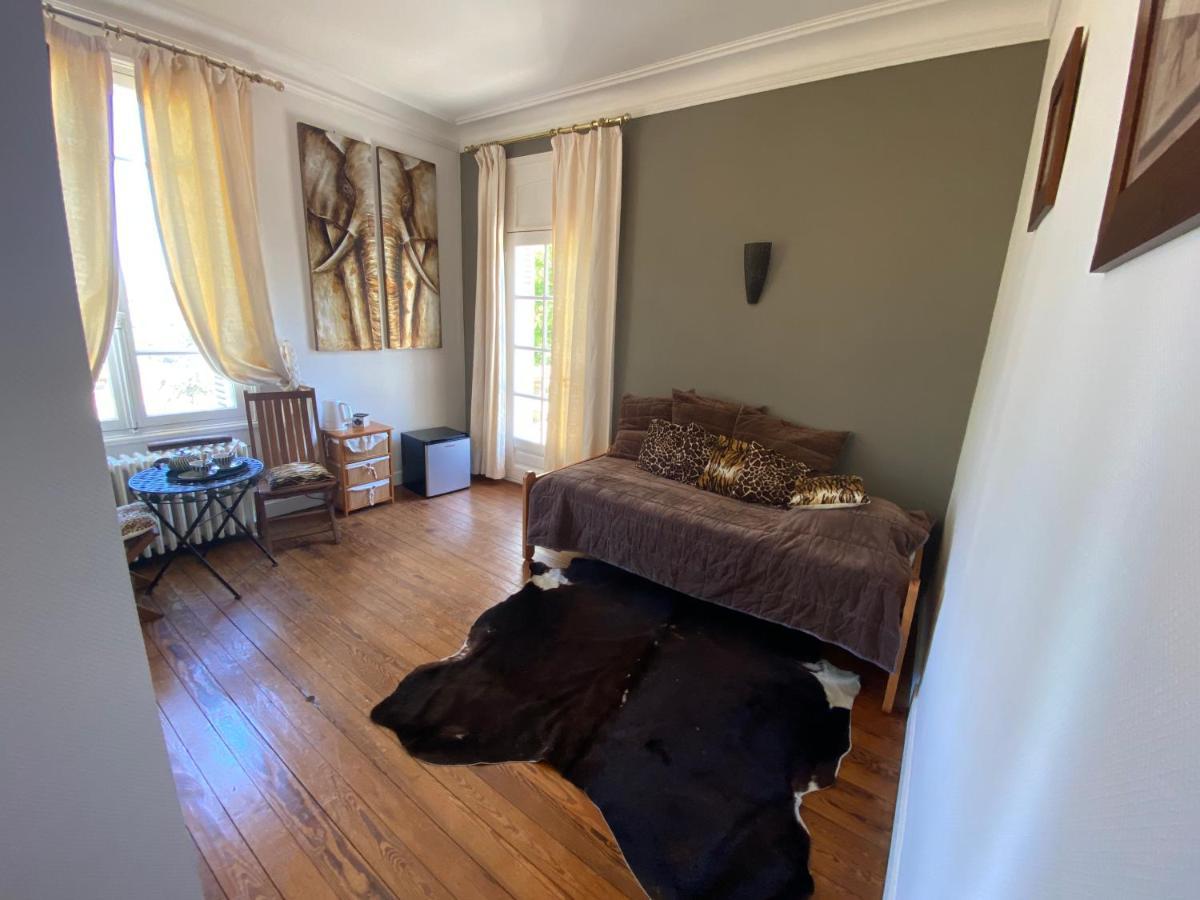 Bed and Breakfast Manoir De La Marjolaine Cabourg Exterior foto